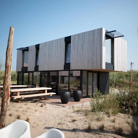 Special, Compound Group Accommodation, 100 M. From The Sea 펜션 *