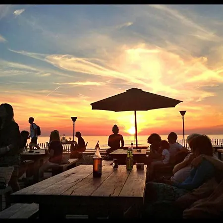 펜션 Special, Compound Group Accommodation, 100 M. From The Sea *