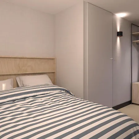 Special, Compound Group Accommodation, 100 M. From The Sea Prázdninový dům Zandvoort